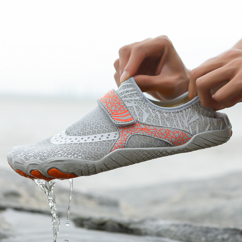 速乾性メンズウォータースポーツシューズ、フック＆ループ式レデ - Aquatic Water Sports のレビューと価格